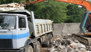 Вывоз строительного мусора с участка в Обнинске недорого от 1567 руб. | 2Землекопа-Бнн